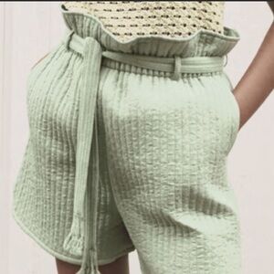 SAMSOE SAMSOE Ember Ouilted
Paper Bag Short in Vineyard Green